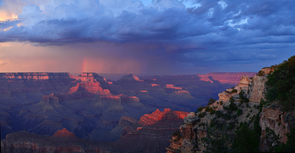 Quan sát cảnh quan Grand Canyon